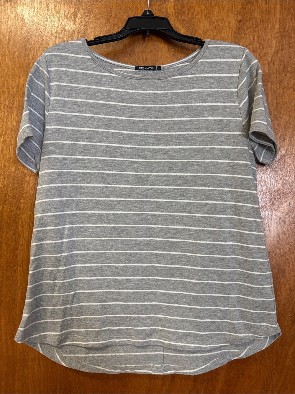Pink Clover Gray and White Striped Scoop Neck Tee Sz L